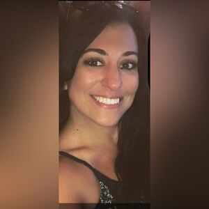 Meet your Posher, Alessandra